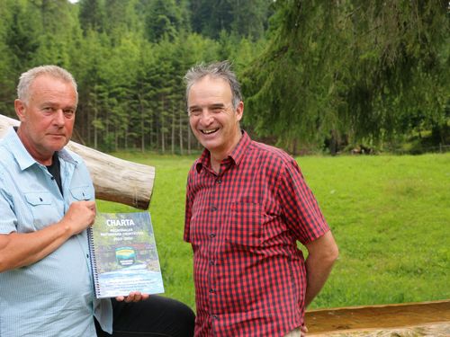Präsident Naturparkkommission Martin Wymann und Geschäftsführer Naturpark Diemtigtal Norbert Schmid